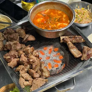 연탄돼지갈비 사진