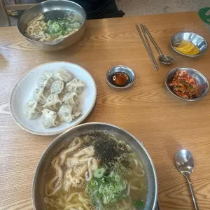 얼큰이칼국수 사진