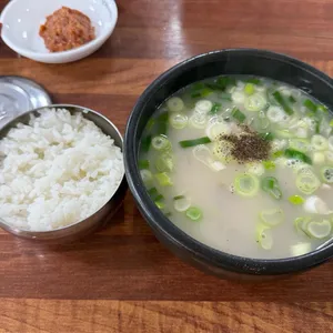 원돼지국밥 사진