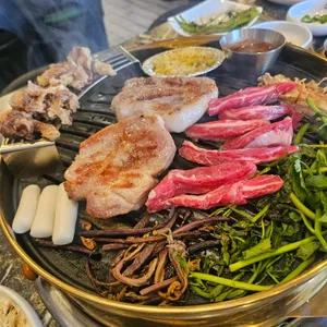 정구네 기름칠 대표 사진