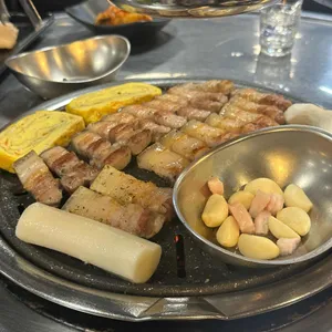 식신통삼겹구이 사진 1