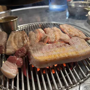 저팔계 깡통연탄구이 사진 1