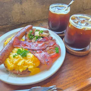 더로열푸드앤드링크 사진