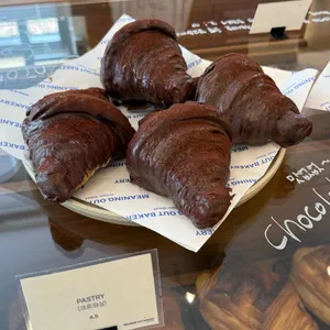 미닝아웃 베이커리 리뷰 사진