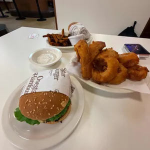 원스타올드패션드햄버거 사진