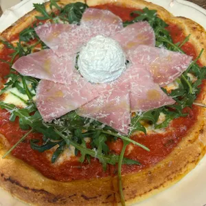 비스트로 위 사진