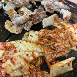 거북솥삼겹살 사진 1