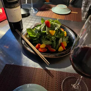 Gaga bar 대표 사진