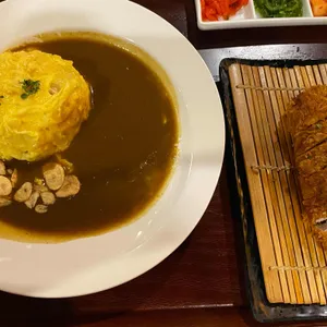 토모토 카레 사진