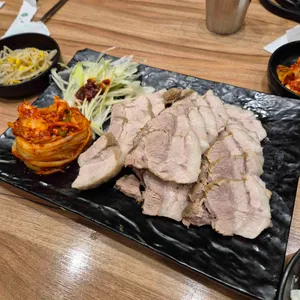 사리원 냉면 신세계백화점 대표 사진