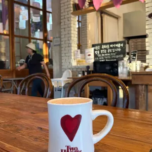 투하츠 베이커리 사진