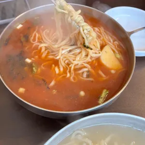 란이네칼국수 대표 사진
