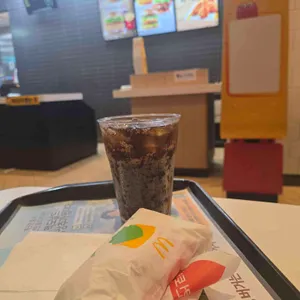 맥도날드 리뷰 사진