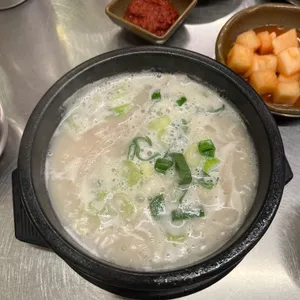 수변최고돼지국밥 사진