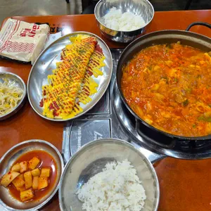 백채김치찌개 사진