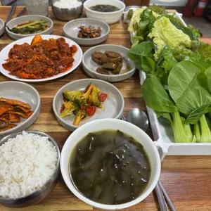 우렁쌈밥 사진 1