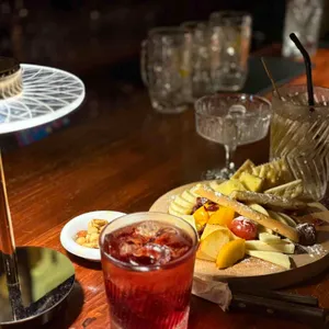 파우케스 대표 사진