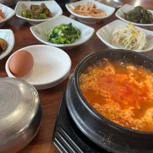 전통맷돌순두부 사진