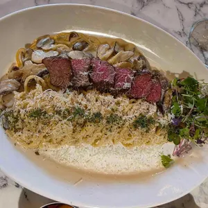 테이스팅 뮤지엄 사진