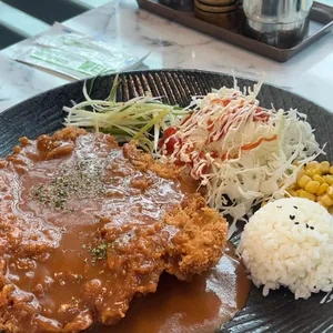 브라운돈까스 대표 사진