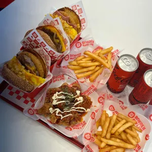 왓더버거 사진 1