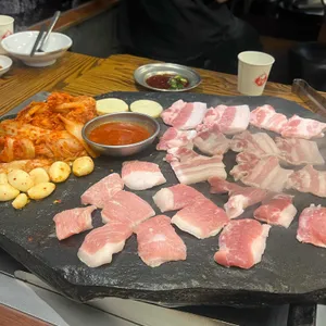 석암생소금구이 사진