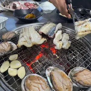 영남자연산활어집 사진 2