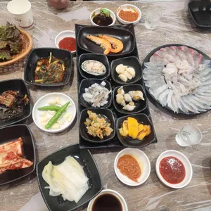 죽도회대게타운 사진