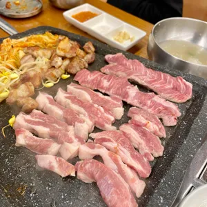 고기가 가야할 길 대표 사진