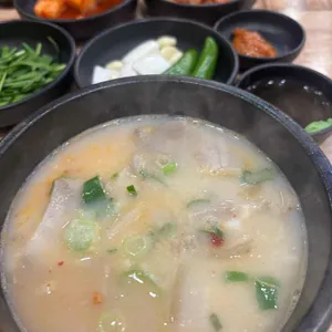 수영본가 돼지국밥 사진