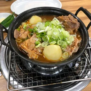 원조감자탕 일미집 사진 1