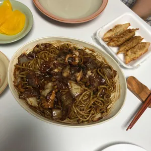 황궁쟁반짜장 사진