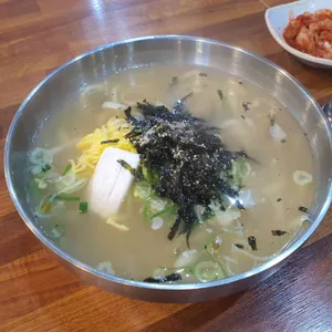 계단칼국수 사진