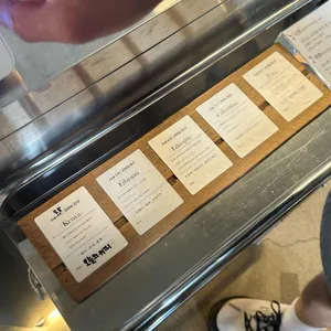 셔터 리뷰 사진