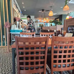 넴넴 리뷰 사진