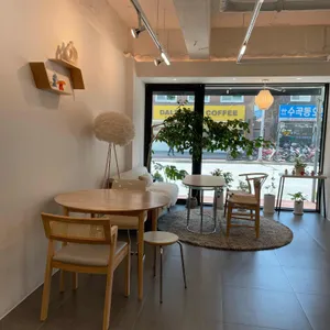 멜로우커피 리뷰 사진