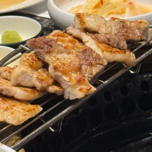 금돈옥 사진