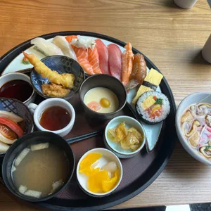 상무초밥 사진