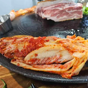 수유대왕솥뚜껑 삼겹살 대표 사진