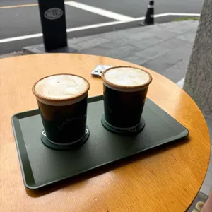 샬로우커피 사진