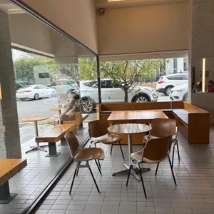 샬로우커피 리뷰 사진