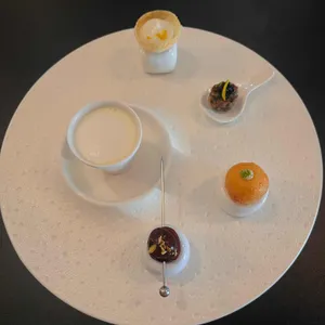 곡선 리뷰 사진