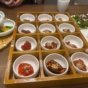 하얀고래 사진 1