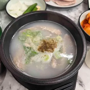 청화백돼지국밥 사진