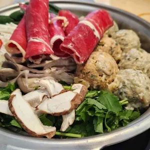 방이굴림만두떼굴 대표 사진