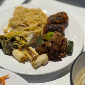 애슐리퀸즈 사진