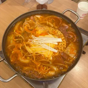 이대포사골부대찌개 사진