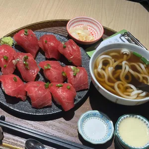 토모루스시 사진