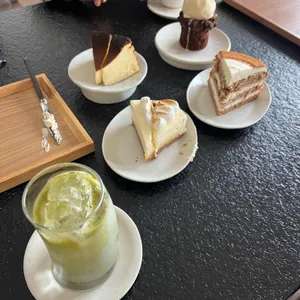 본지르르 대표 사진