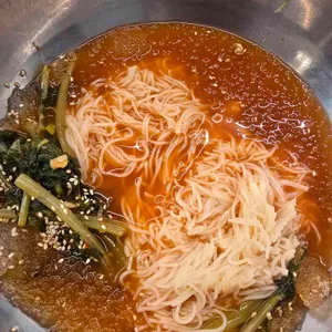 대판 솥뚜껑김치삼겹살 사진